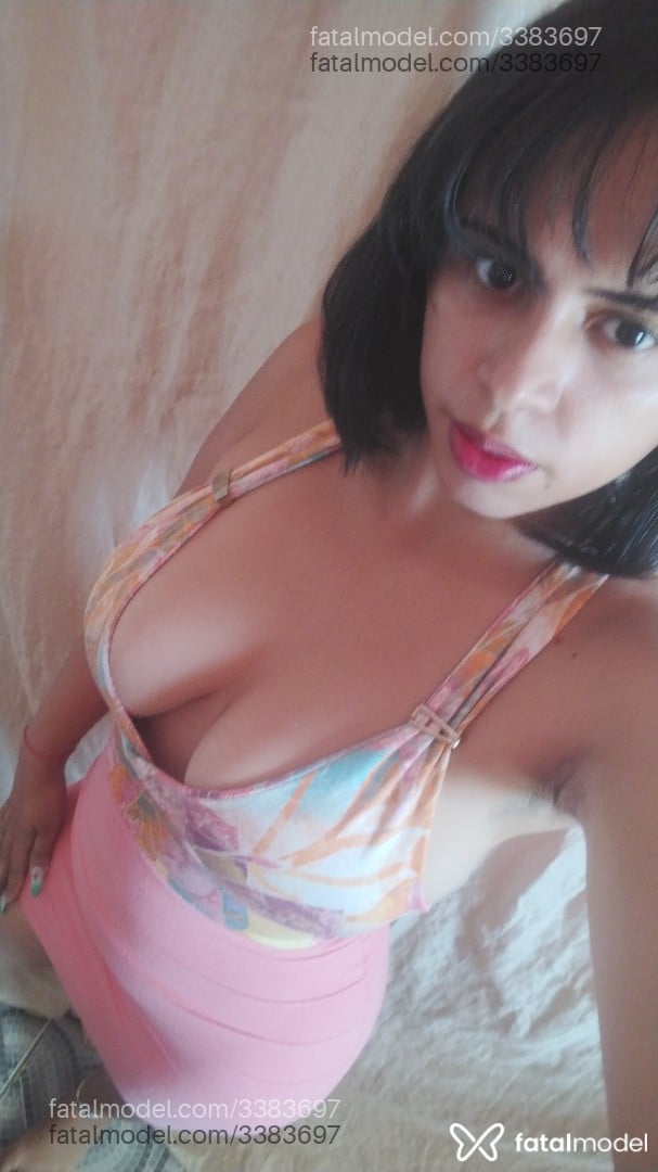 Acompanhante mulher morena (o) de olhos castanhos - Bia