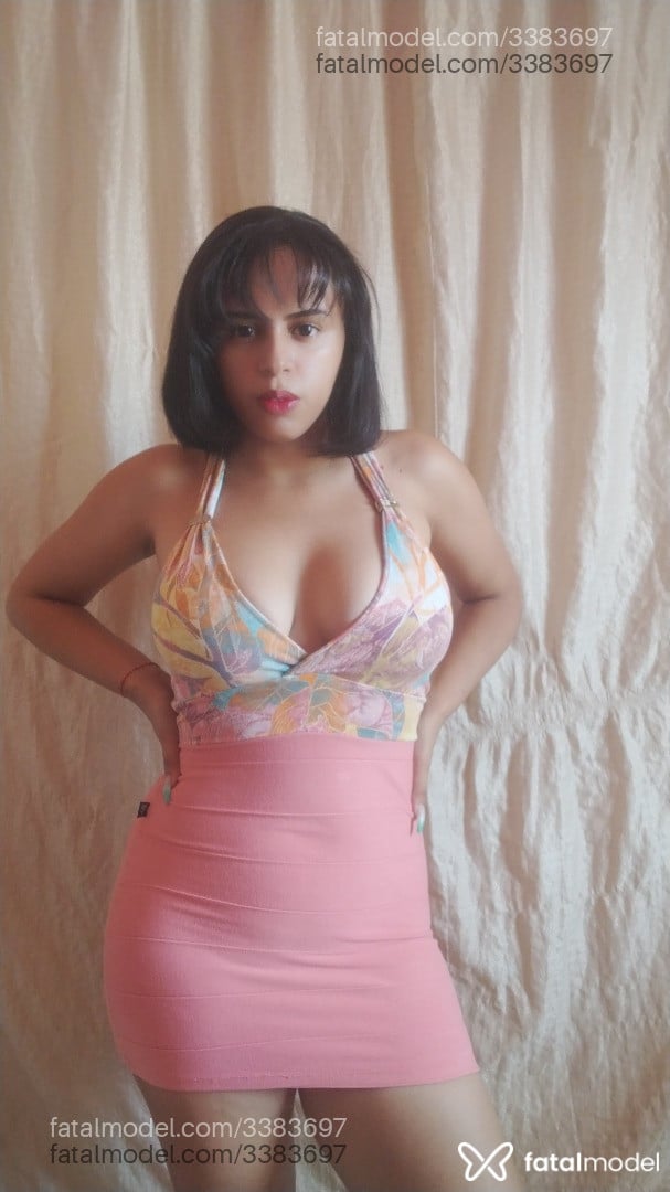 Acompanhante mulher morena (o) de olhos castanhos - Bia