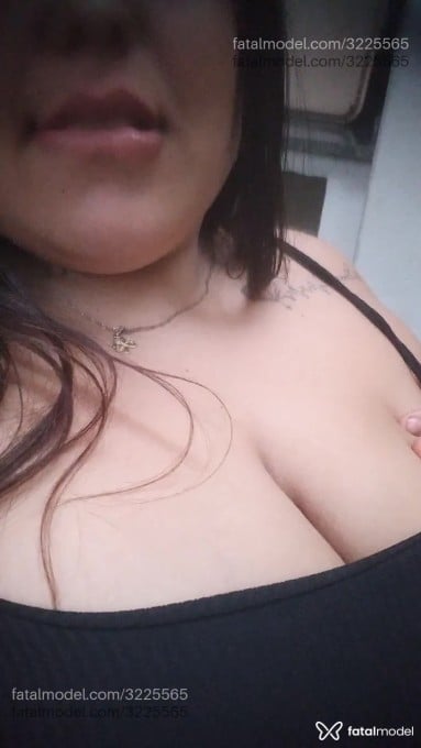Acompanhante mulher morena (o) de olhos mel em Curitiba - Fernanda