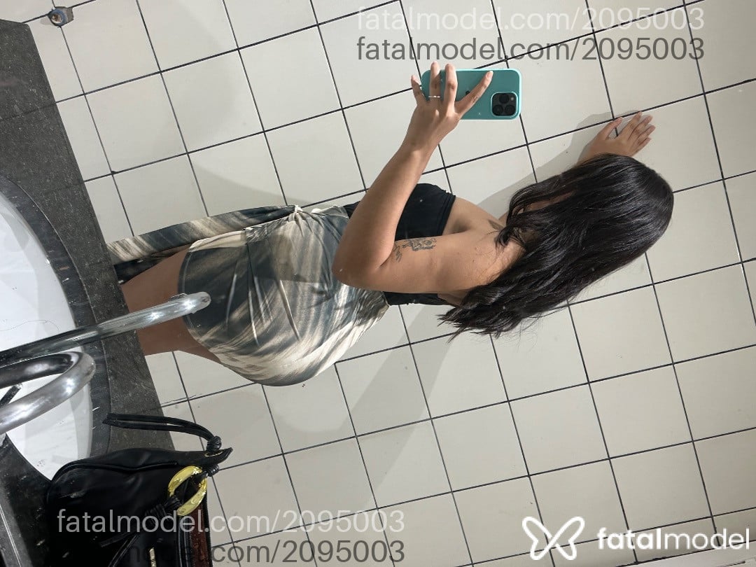 Acompanhante mulher morena (o) de olhos castanhos - Melissa Alcântara