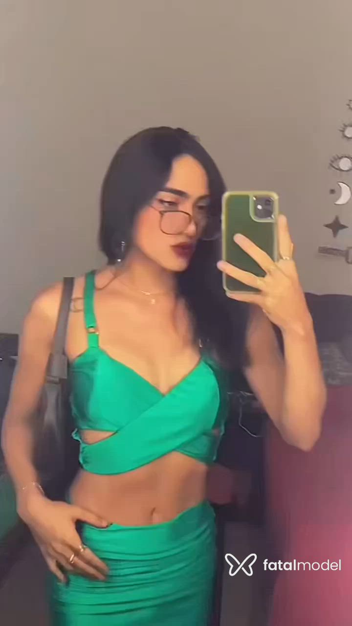 Acompanhante mulher trans loira (o) de olhos castanhos - Luna Dubois