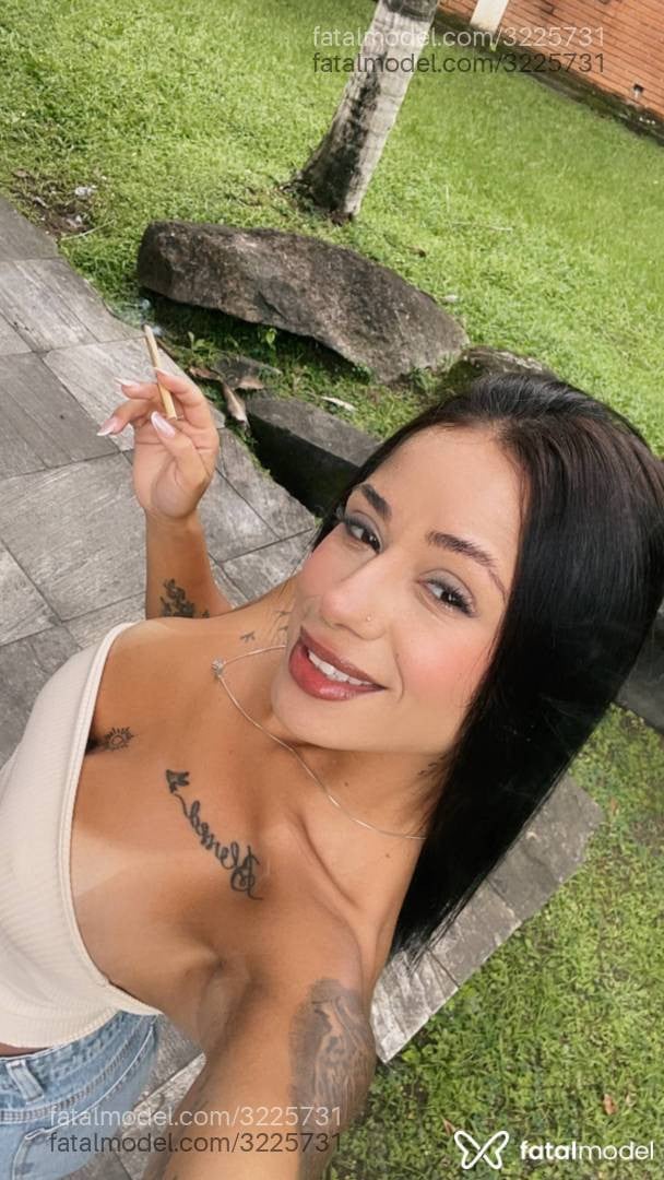 Acompanhante mulher morena (o) de olhos castanhos - Brenda Souza