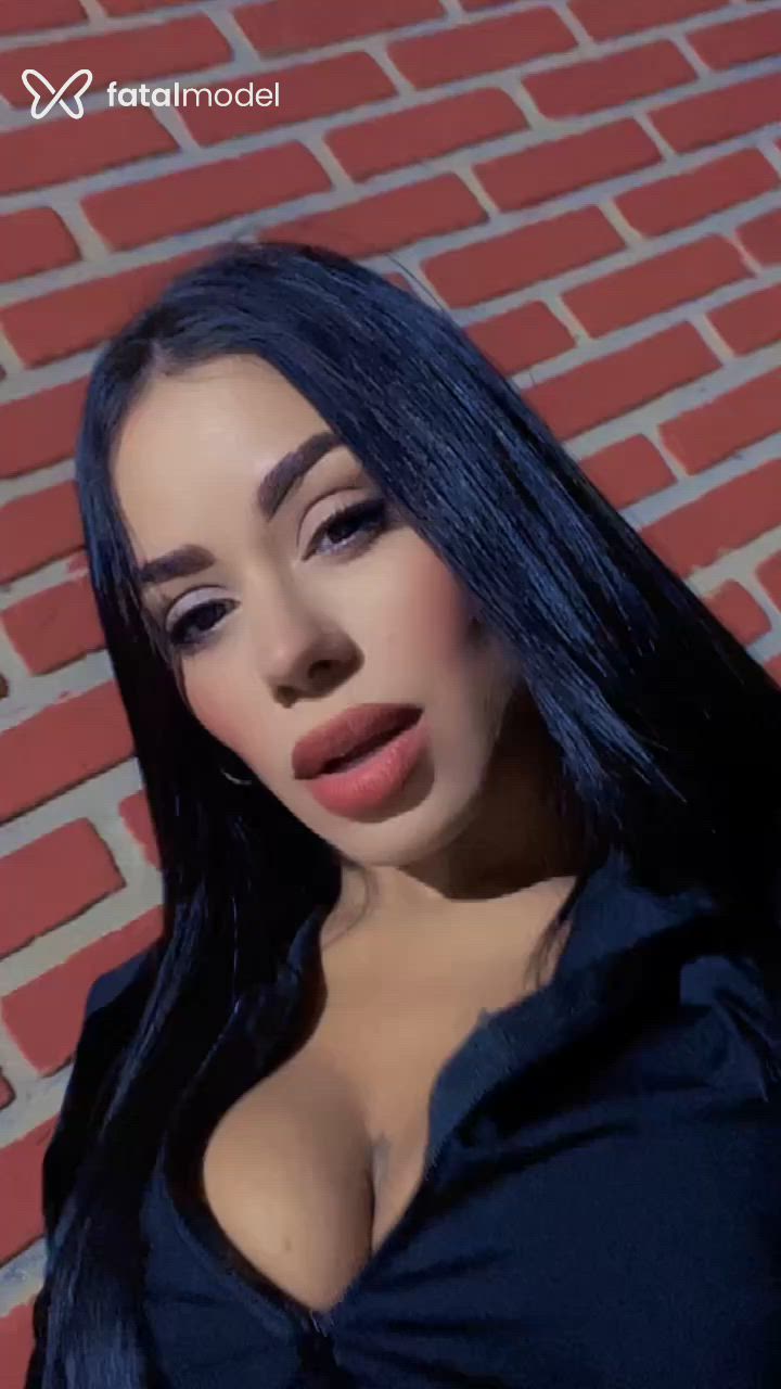 Acompanhante mulher morena (o) de olhos castanhos - Brenda Souza Acompanhante mulher morena (o) de olhos castanhos - Brenda Souza