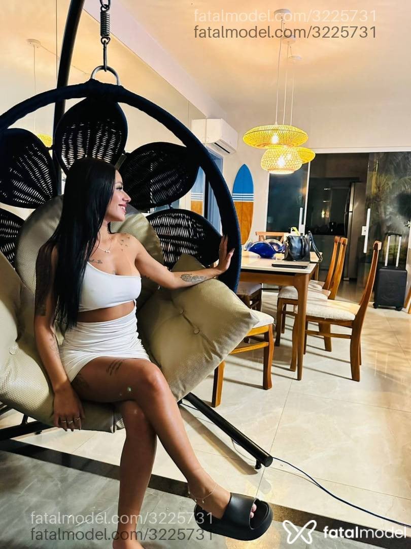 Acompanhante mulher morena (o) de olhos castanhos - Brenda Souza