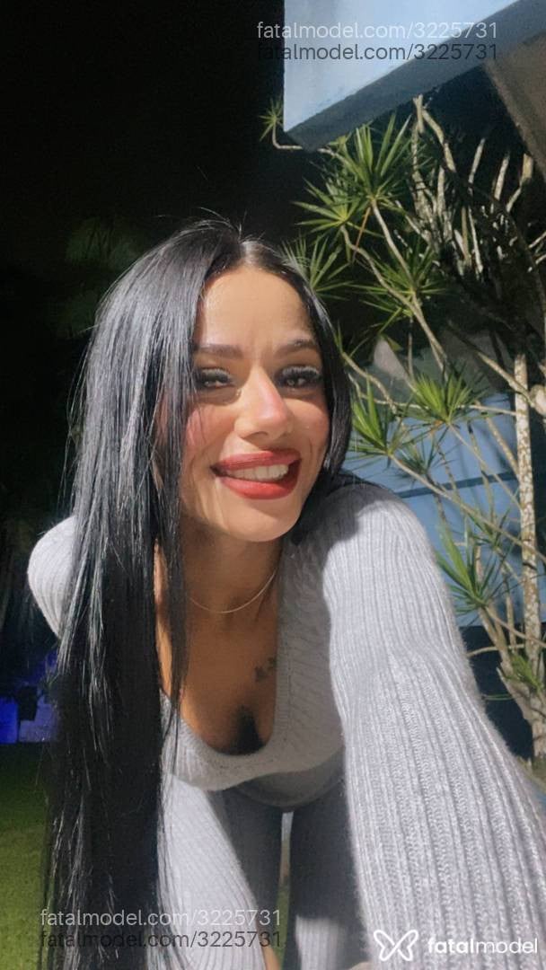 Acompanhante mulher morena (o) de olhos castanhos - Brenda Souza