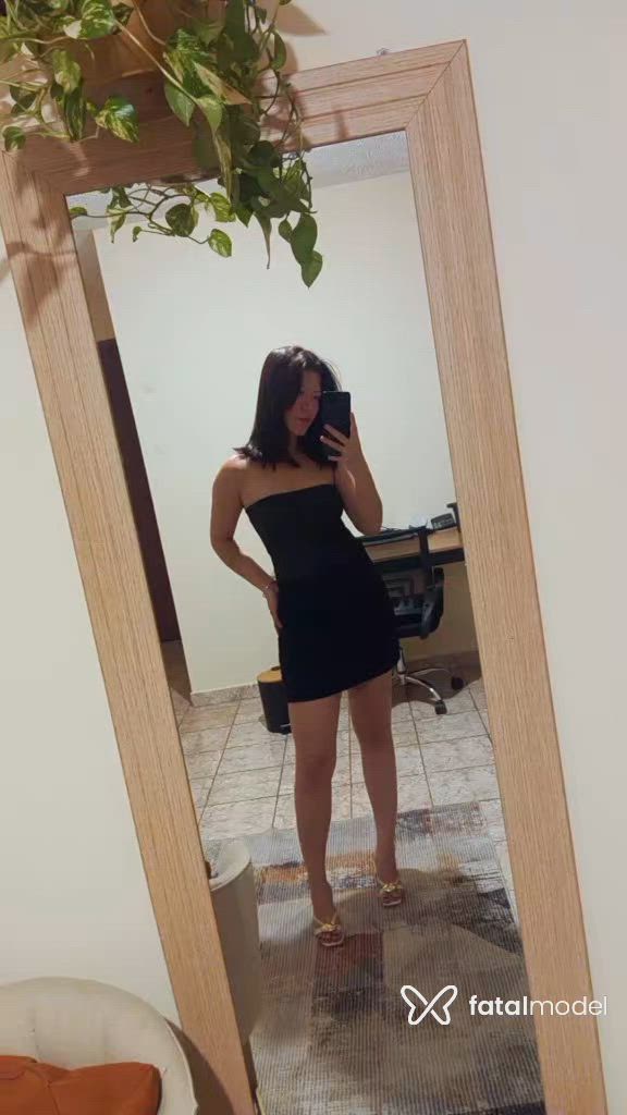 Acompanhante mulher com cabelo castanho de olhos castanhos - Luíza Graciela