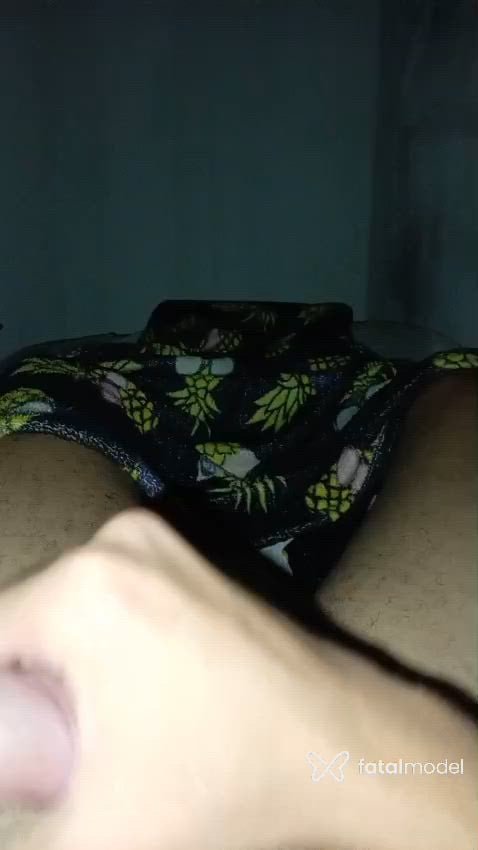 Acompanhante homem com cabelo castanho de olhos castanhos - Safadoperverso