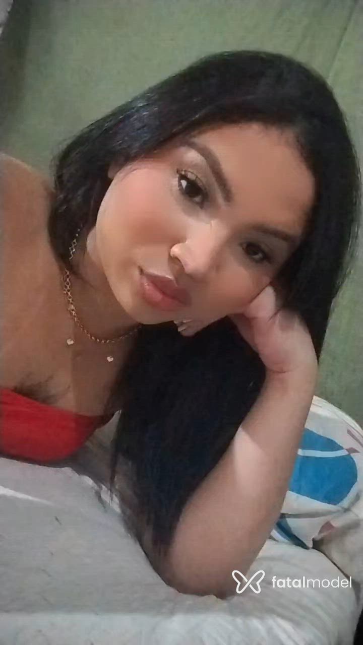 Acompanhante mulher trans morena (o) de olhos castanhos - Layane Acompanhante mulher trans morena (o) de olhos castanhos - Layane