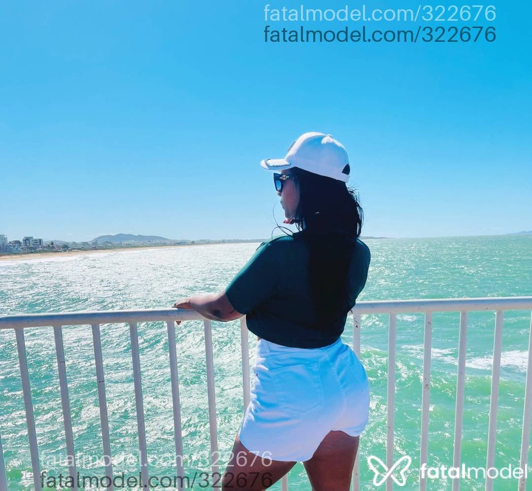 Acompanhante mulher morena (o) de olhos castanhos - Manuela