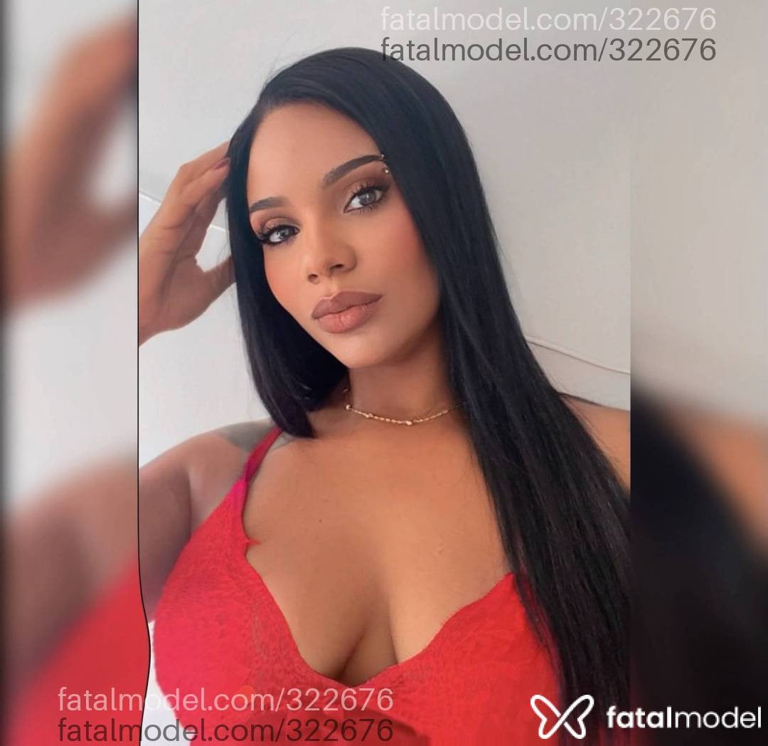 Acompanhante mulher morena (o) de olhos castanhos - Manuela