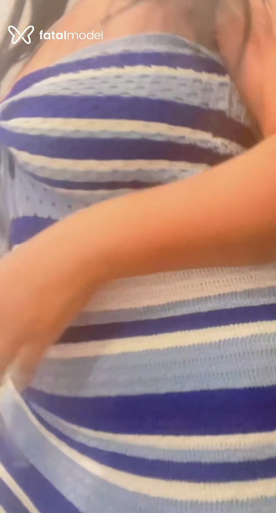 Acompanhante mulher morena (o) de olhos mel em Londrina Acompanhante mulher morena (o) de olhos mel em Londrina - Julie