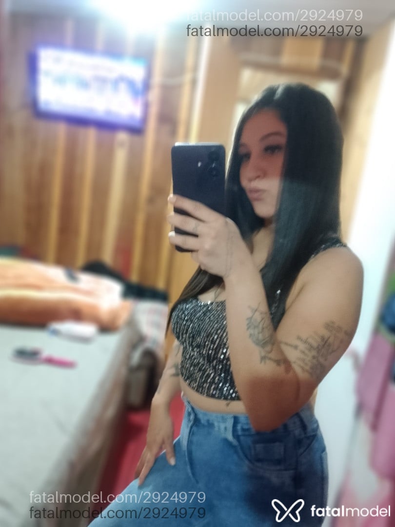 Acompanhante mulher morena (o) de olhos castanhos - Tayssa Medeiros
