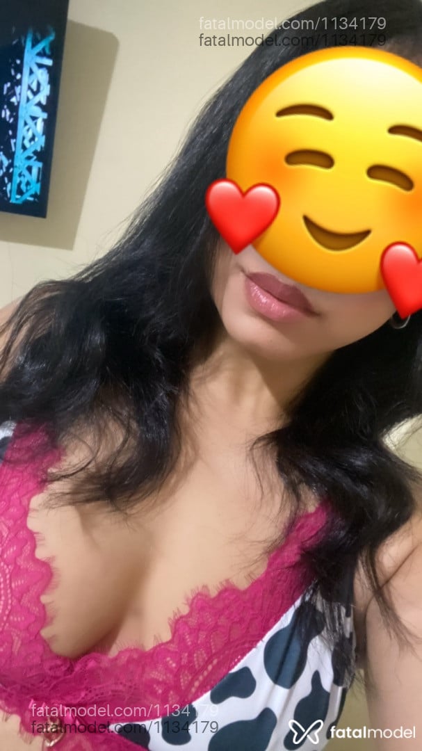Acompanhante mulher morena (o) de olhos pretos - JULIANA SOARES