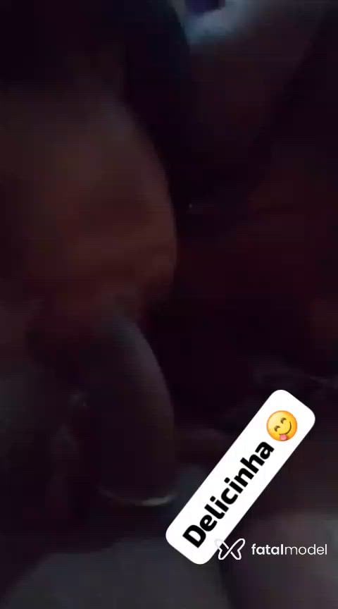 Acompanhante mulher com cabelo castanho de olhos castanhos - Pantera