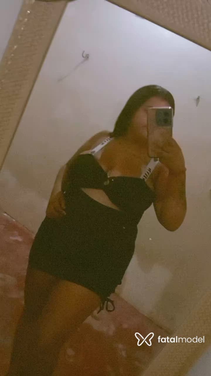 Acompanhante mulher morena (o) de olhos castanhos - Karine Acompanhante mulher morena (o) de olhos castanhos - Karine