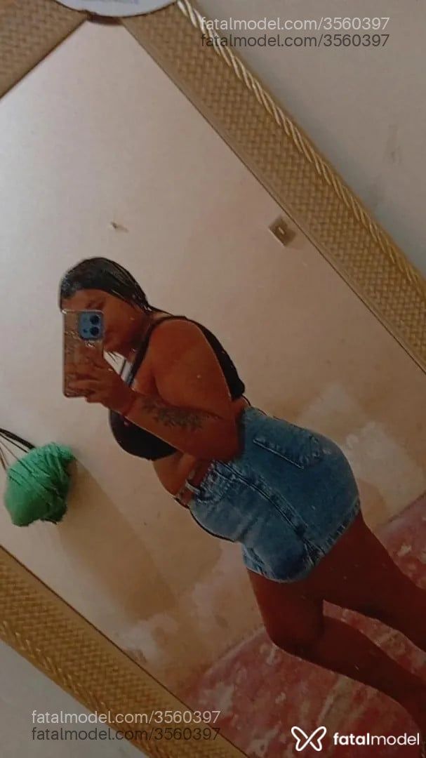 Acompanhante mulher morena (o) de olhos castanhos - Karine Acompanhante mulher morena (o) de olhos castanhos - Karine