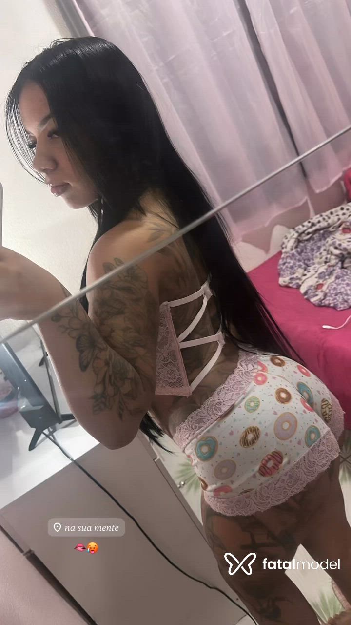 Acompanhante mulher morena (o) de olhos pretos - Yasmi Acompanhante mulher morena (o) de olhos pretos - Yasmi