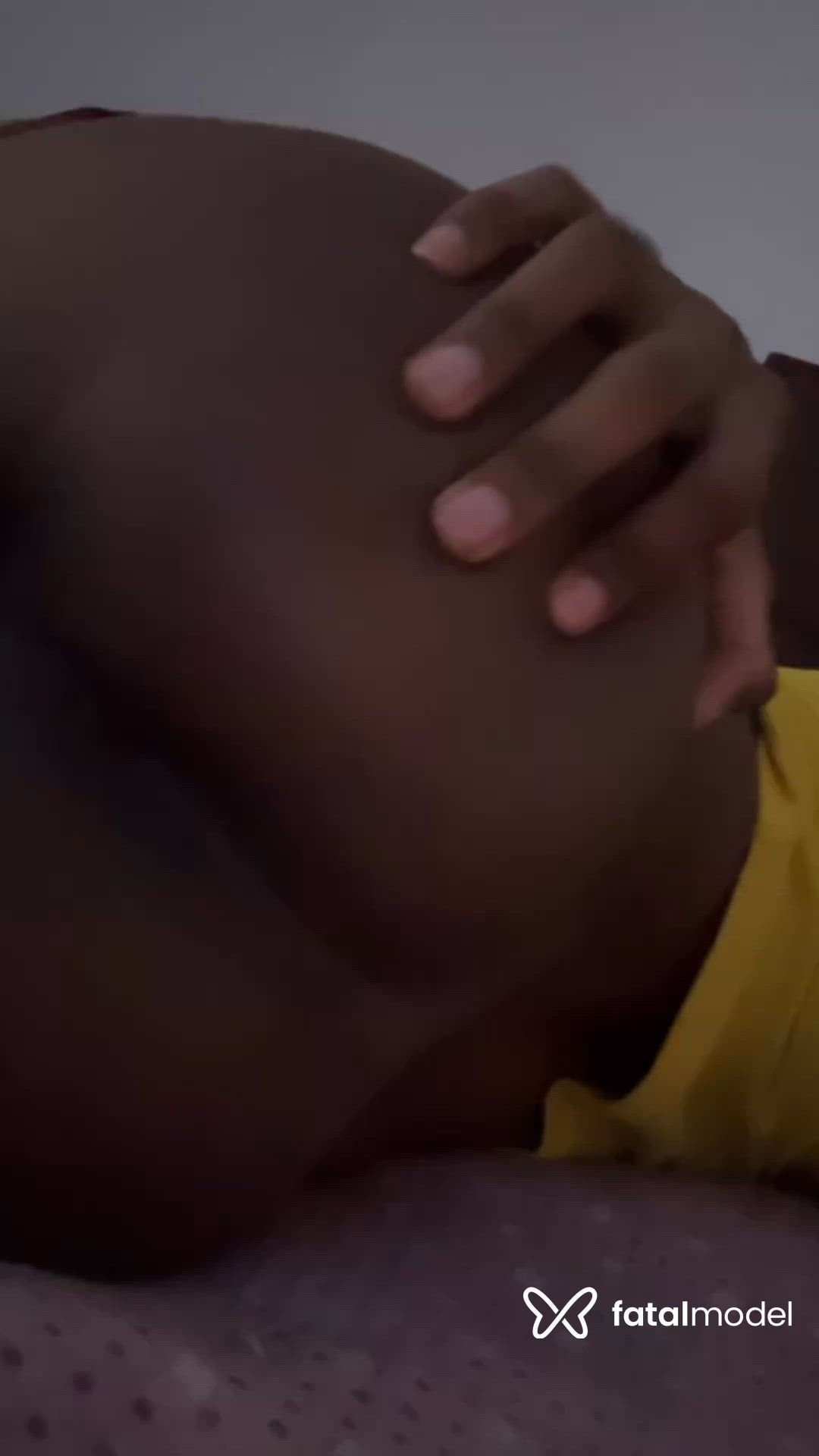 Acompanhante homem trans loira (o) de olhos pretos - Mily Acompanhante homem trans loira (o) de olhos pretos - Mily
