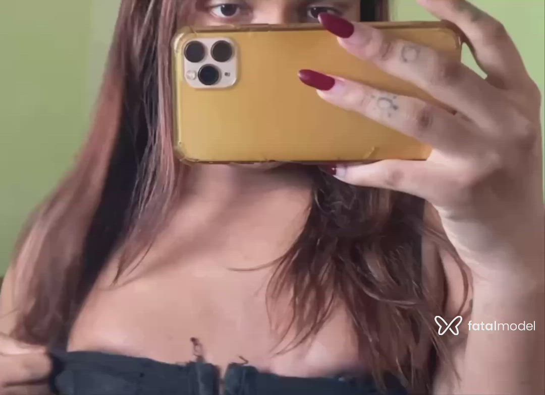 Acompanhante mulher trans ruiva (o) de olhos castanhos - Angel Acompanhante mulher trans ruiva (o) de olhos castanhos - Angel