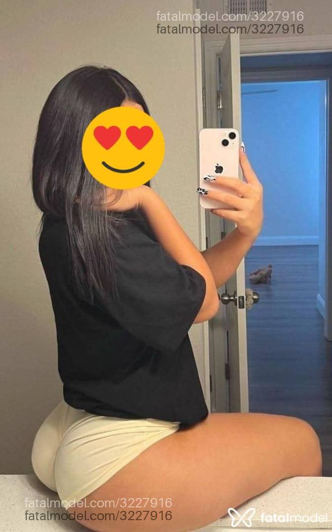 Acompanhante mulher morena (o) de olhos castanhos - Julia