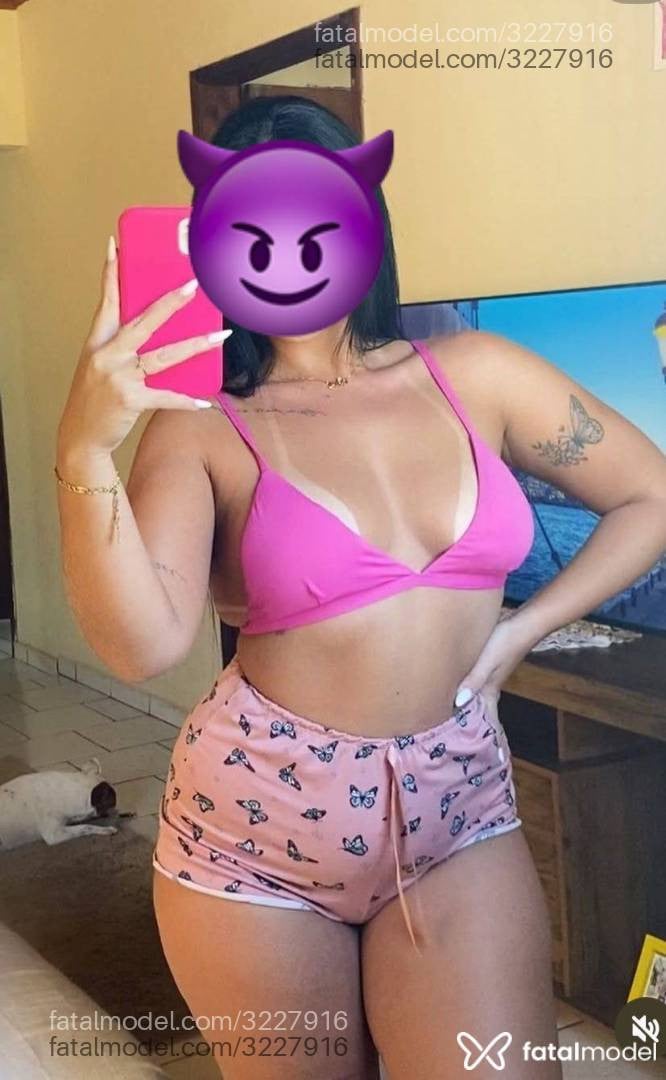Acompanhante mulher morena (o) de olhos castanhos - Julia
