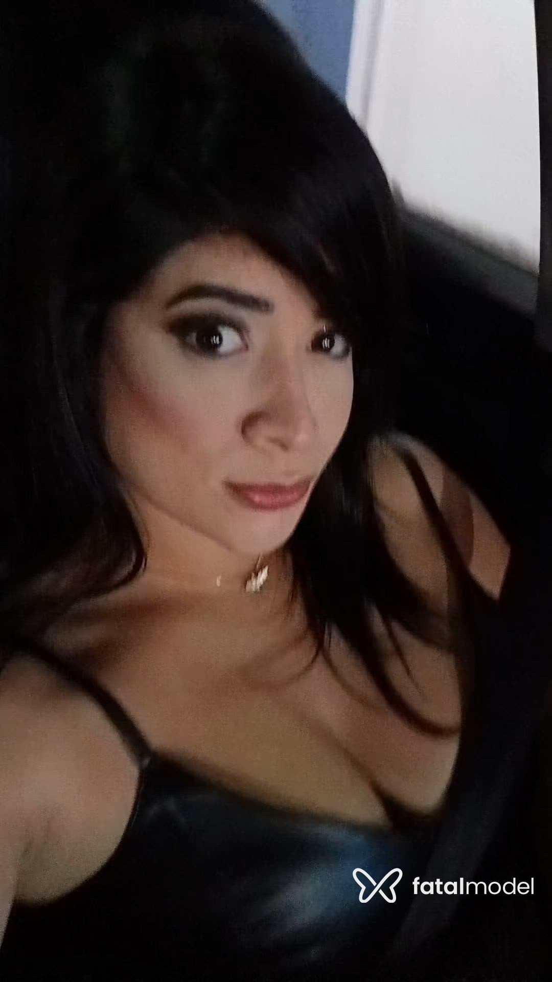 Acompanhante mulher morena (o) de olhos castanhos - Alice