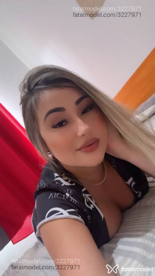 Acompanhante mulher loira (o) de olhos castanhos em Mafra - Maya Ribeiro