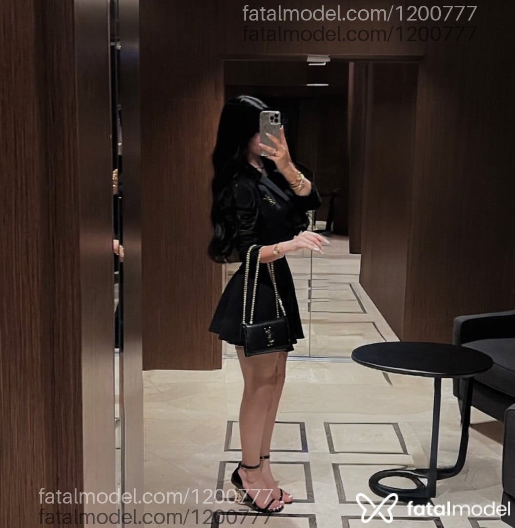 Acompanhante mulher morena (o) de olhos pretos - Fernanda Rosa Acompanhante mulher morena (o) de olhos pretos - Fernanda Rosa