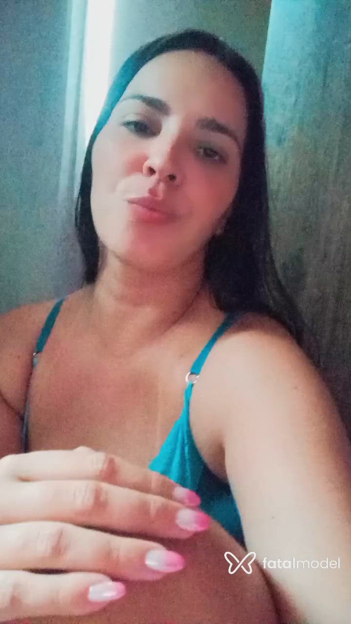 Acompanhante mulher morena (o) de olhos pretos - Daniele Alves