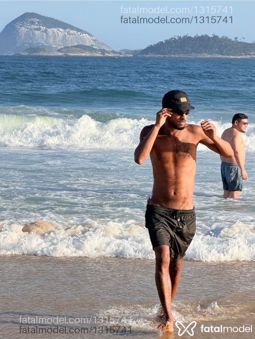 Acompanhante homem morena (o) de olhos pretos - Kauan
