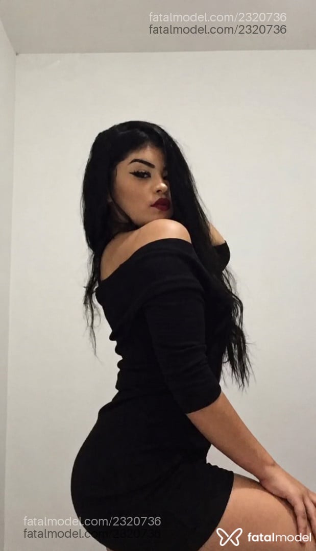 Acompanhante mulher morena (o) de olhos pretos - Camyle
