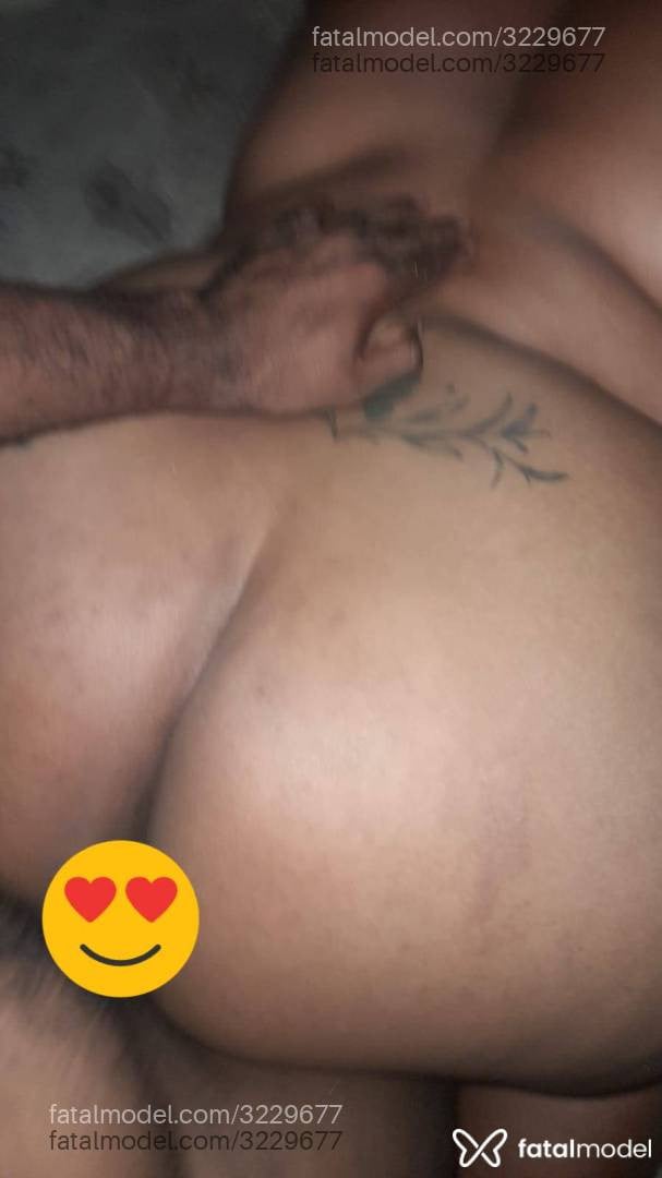 Acompanhante mulher com cabelo castanho de olhos pretos - Morena