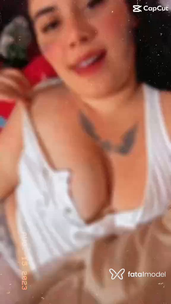 Acompanhante mulher morena (o) de olhos verdes - Maythe