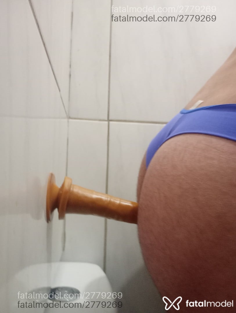 Acompanhante homem com cabelo castanho de olhos castanhos - Novinhopropaganda Acompanhante homem com cabelo castanho de olhos castanhos - Novinhopropaganda