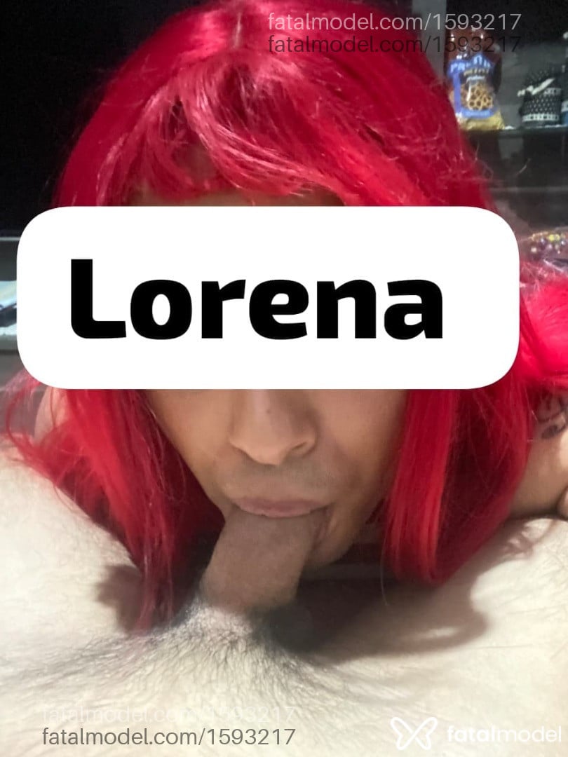 Acompanhante mulher trans ruiva (o) de olhos castanhos - Lorena Karvalho