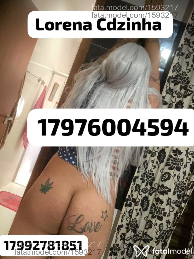 Acompanhante mulher trans ruiva (o) de olhos castanhos - Lorena Karvalho