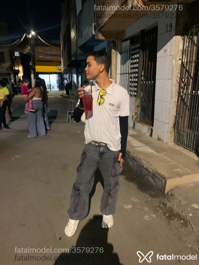 Acompanhante homem com cabelo castanho de olhos castanhos - Kalleb Cavalcante Acompanhante homem com cabelo castanho de olhos castanhos - Kalleb Cavalcante