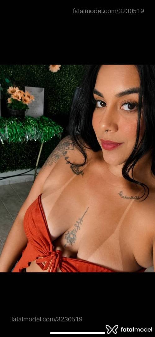 Acompanhante mulher morena (o) de olhos castanhos - Luana
