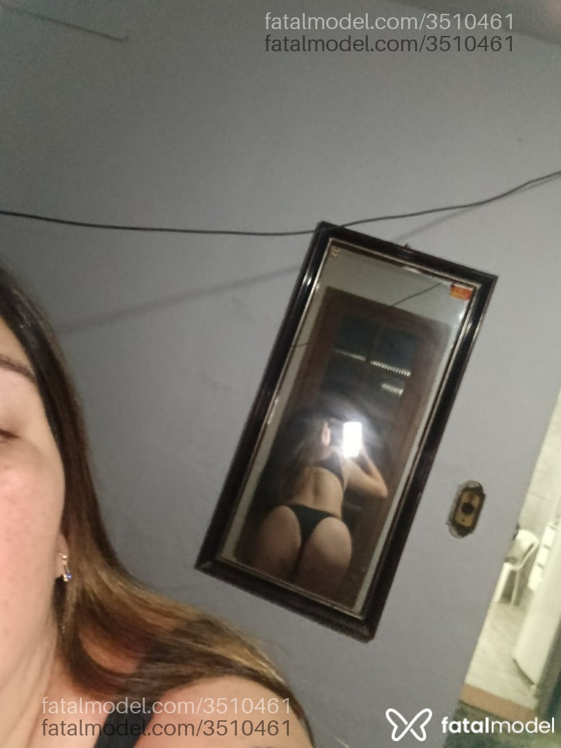 Acompanhante mulher com cabelo castanho de olhos castanhos - Gatafatal