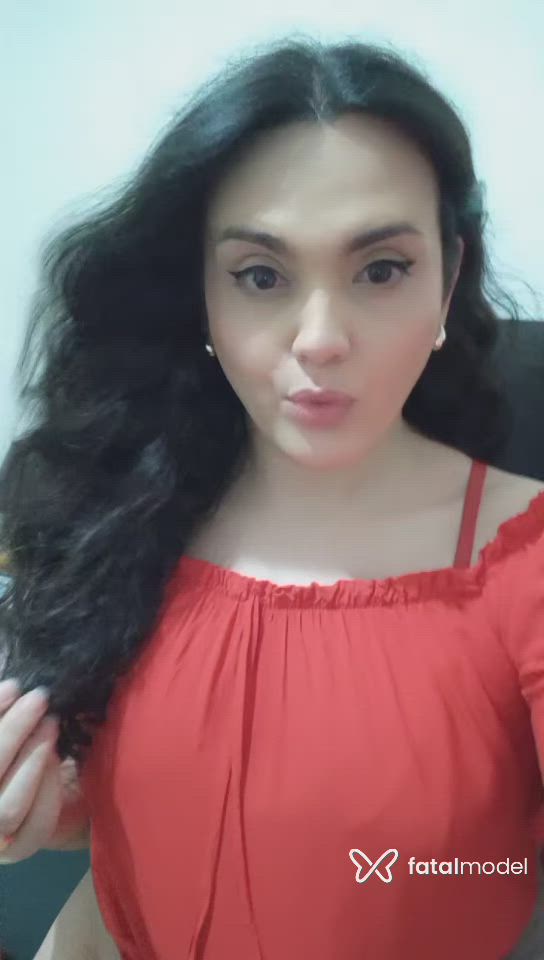 Acompanhante mulher trans com cabelo castanho de olhos castanhos - ISABELLA BRIZZA