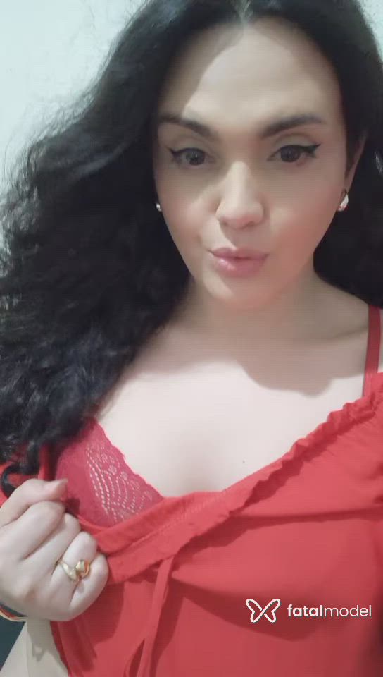 Acompanhante mulher trans com cabelo castanho de olhos castanhos - ISABELLA BRIZZA