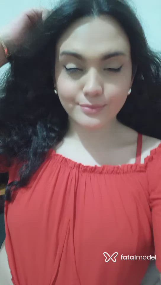 Acompanhante mulher trans com cabelo castanho de olhos castanhos - ISABELLA BRIZZA