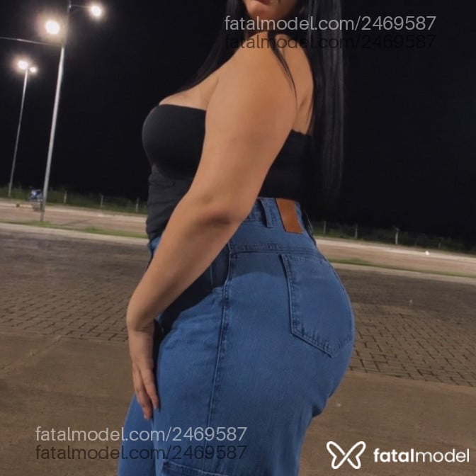 Acompanhante mulher morena (o) de olhos castanhos - Moranguinha Acompanhante mulher morena (o) de olhos castanhos - Moranguinha
