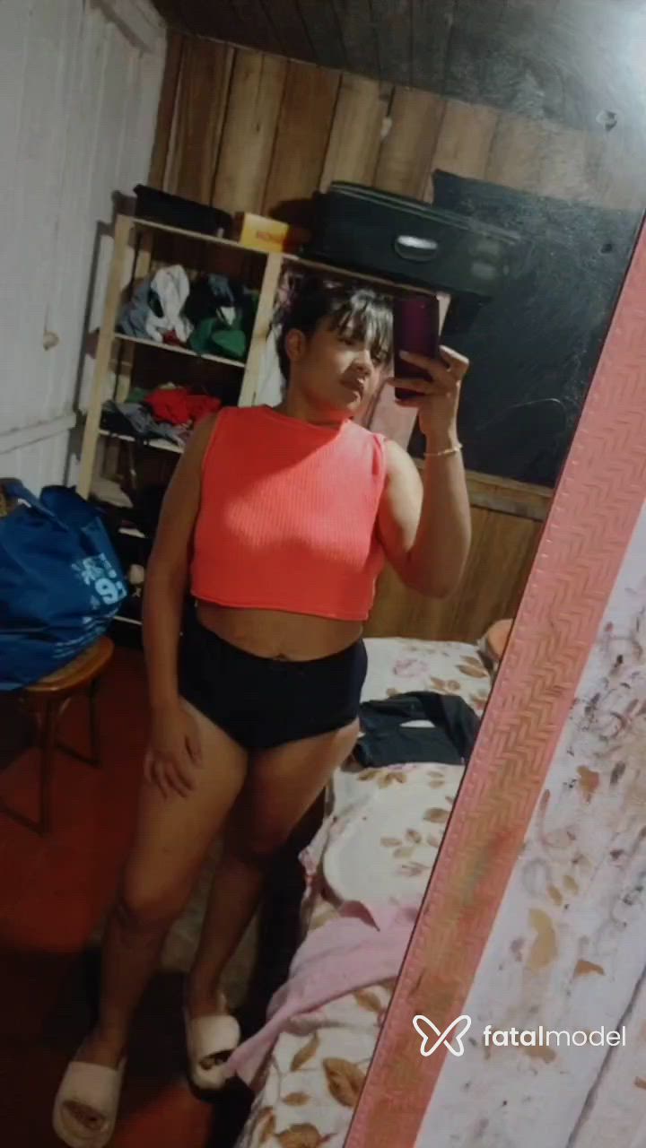 Acompanhante mulher morena (o) de olhos castanhos - Yaraa