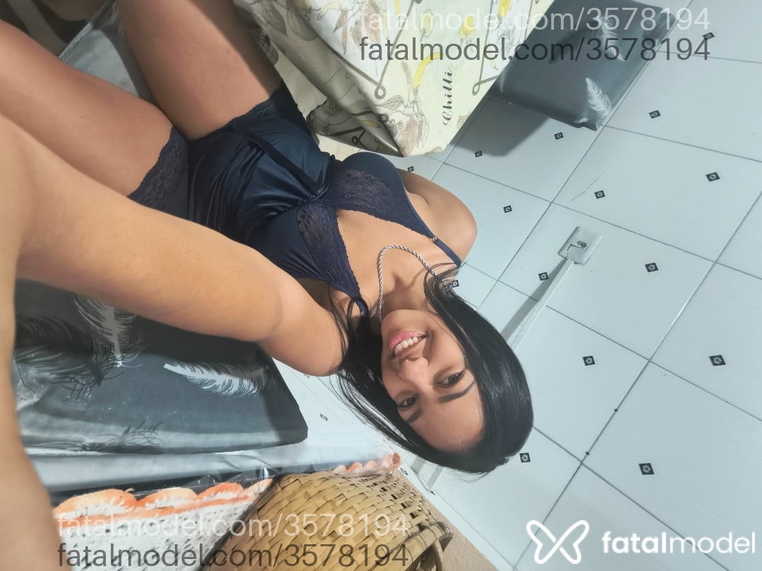 Acompanhante mulher morena (o) de olhos castanhos - Safira Del Rey