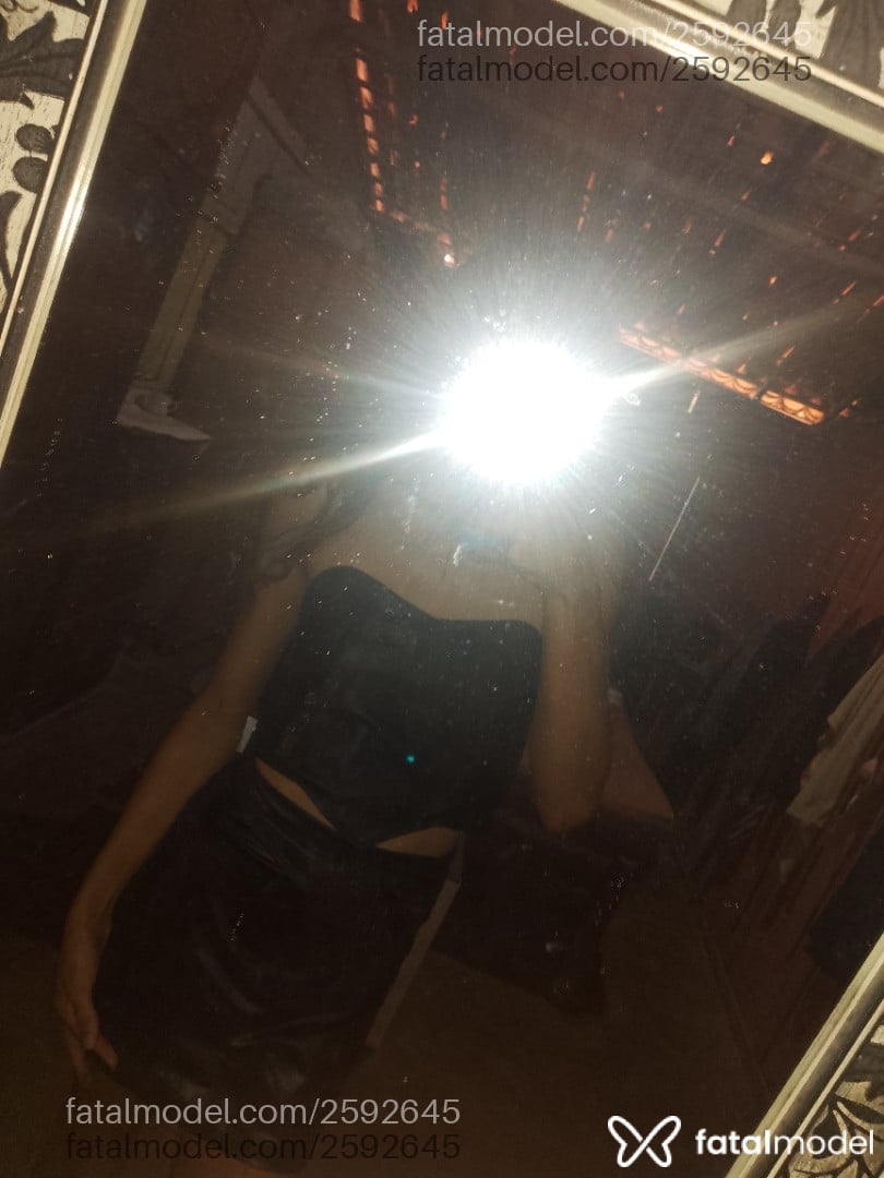 Acompanhante mulher trans com cabelo castanho de olhos castanhos - Victoryaazx