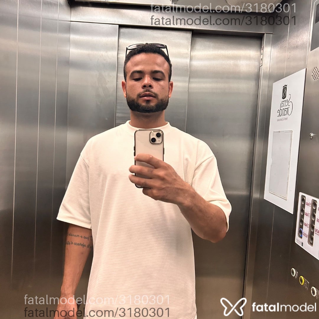 Acompanhante homem morena (o) de olhos castanhos - Jarbas