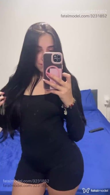Acompanhante mulher morena (o) de olhos verdes - Geovanna Acompanhante mulher morena (o) de olhos verdes - Geovanna