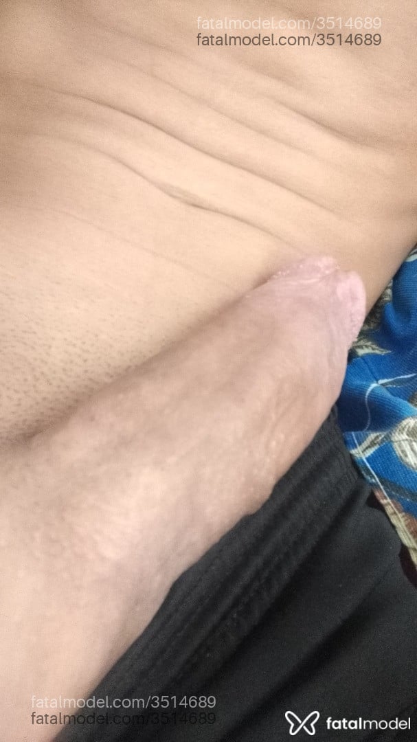Acompanhante homem morena (o) de olhos castanhos - Kidnovinho