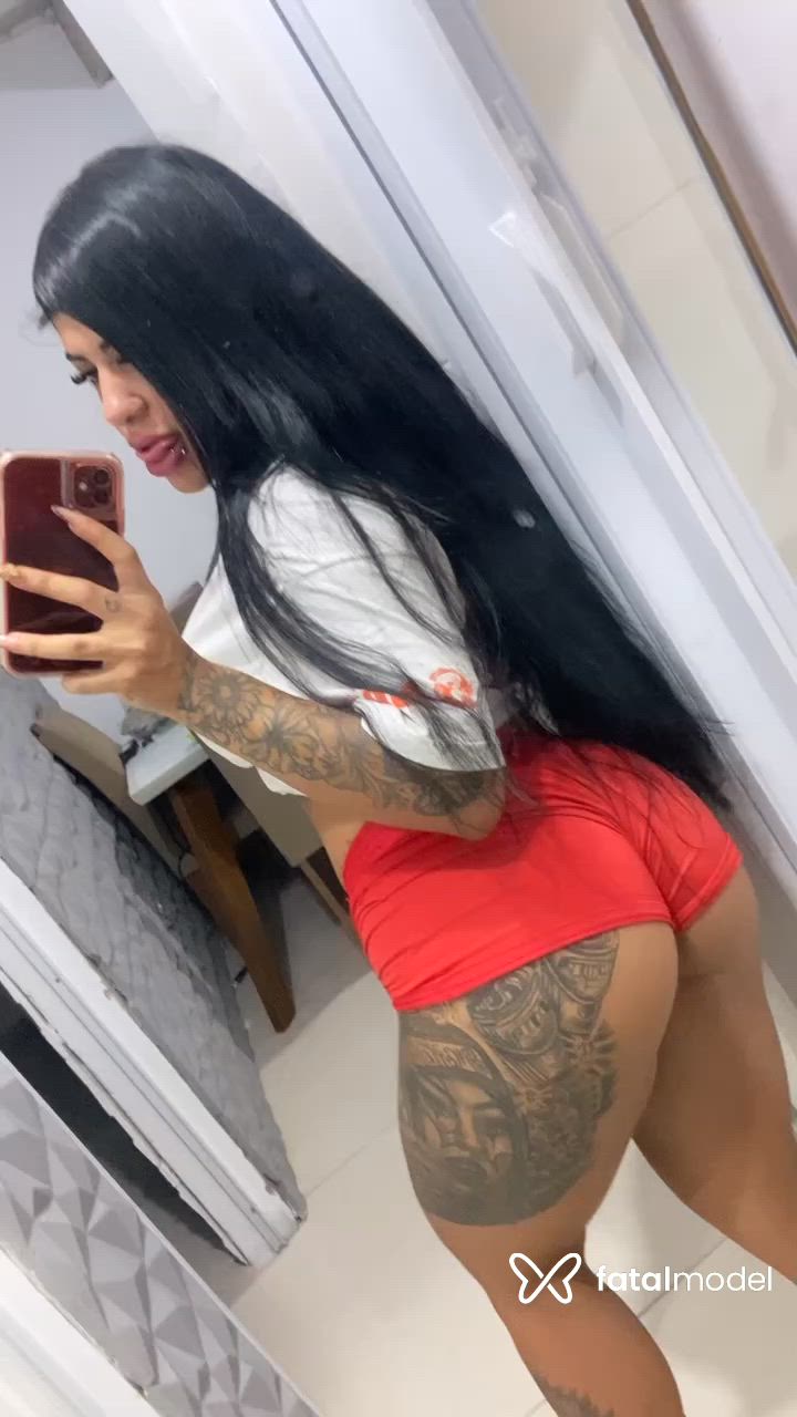 Acompanhante mulher morena (o) de olhos castanhos - Lara